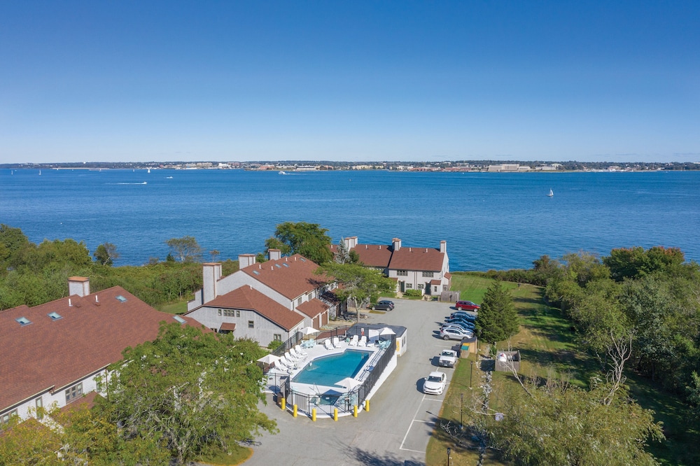 Club Wyndham Newport Overlook - photo 54