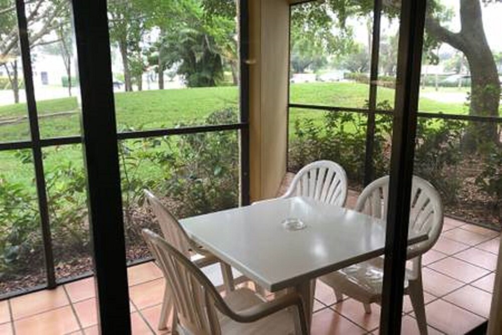 Vacation Village at Bonaventure Fort Lauderdale - photo 28