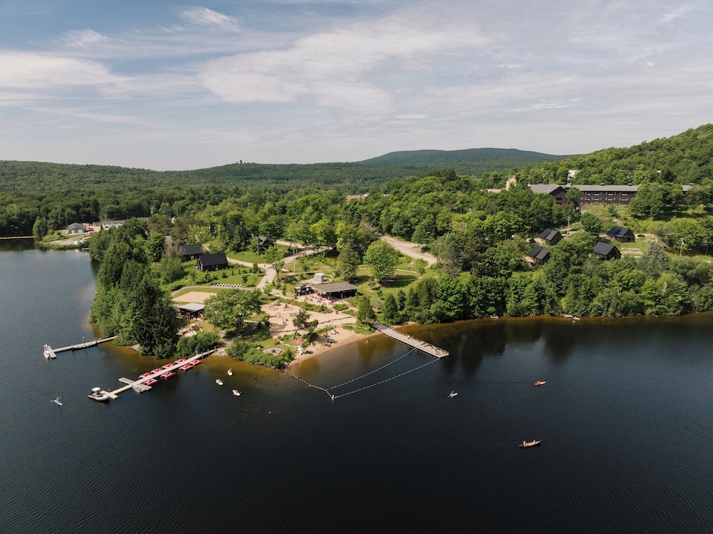 Station Touristique Duchesnay SEPAQ — hotel in Quebec