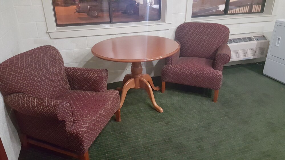 Kc Motel - photo 16