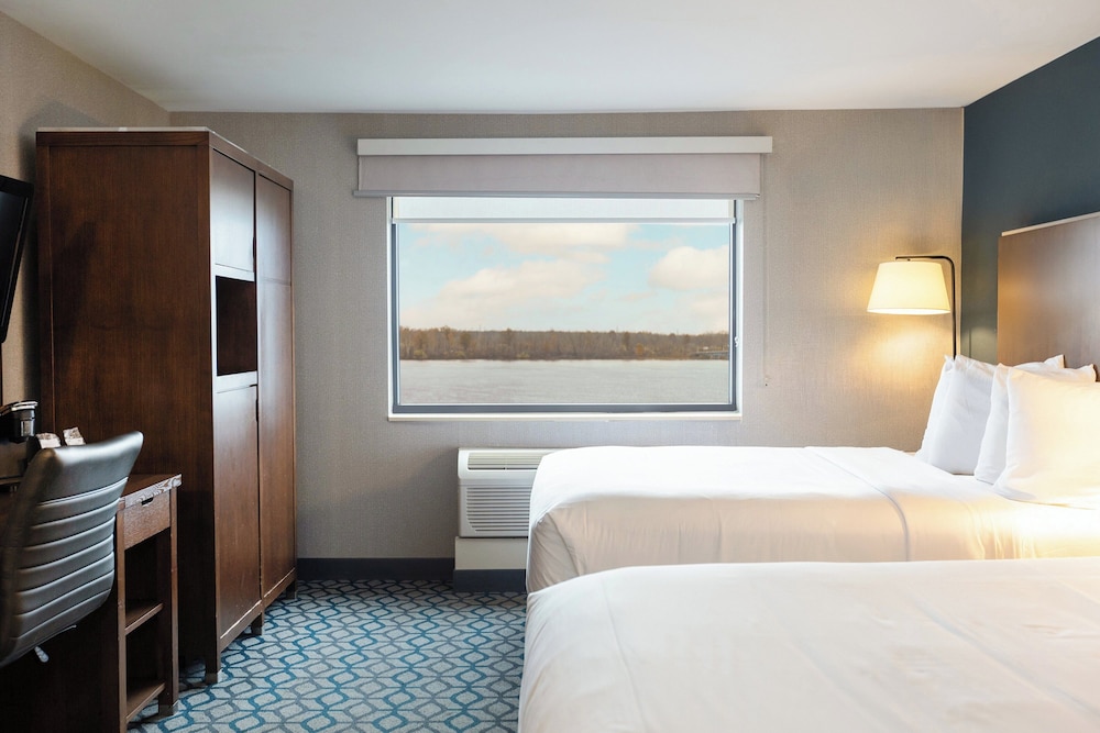 Crowne Plaza Niagara Falls NY Riverside by IHG - photo 10