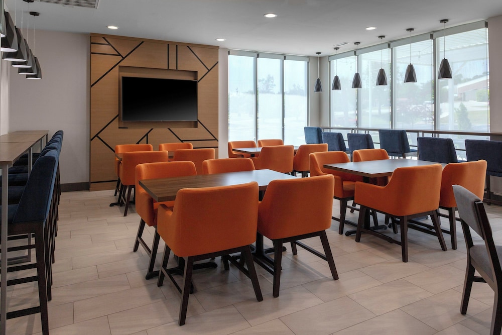 Holiday Inn Express Rocky Mount Sports Center by IHG - photo 71