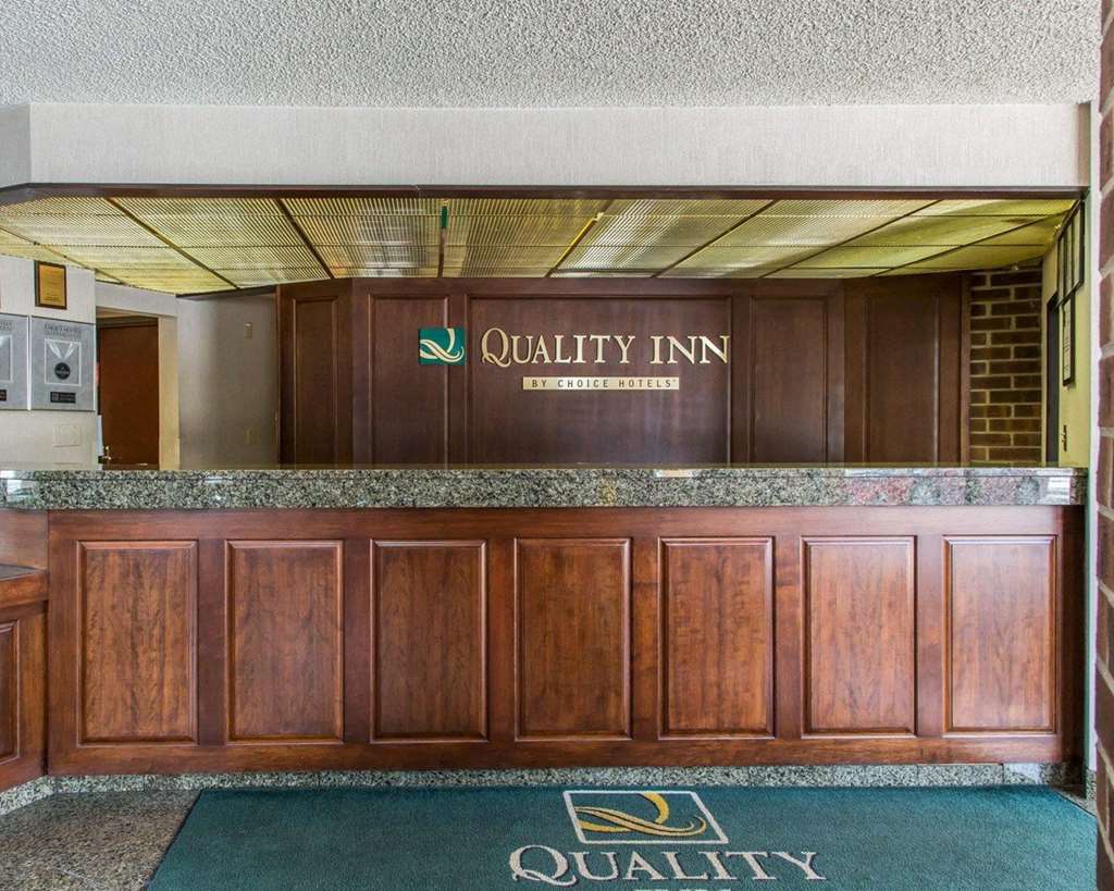 Quality Inn Schaumburg Chicago near the Mall - photo 2