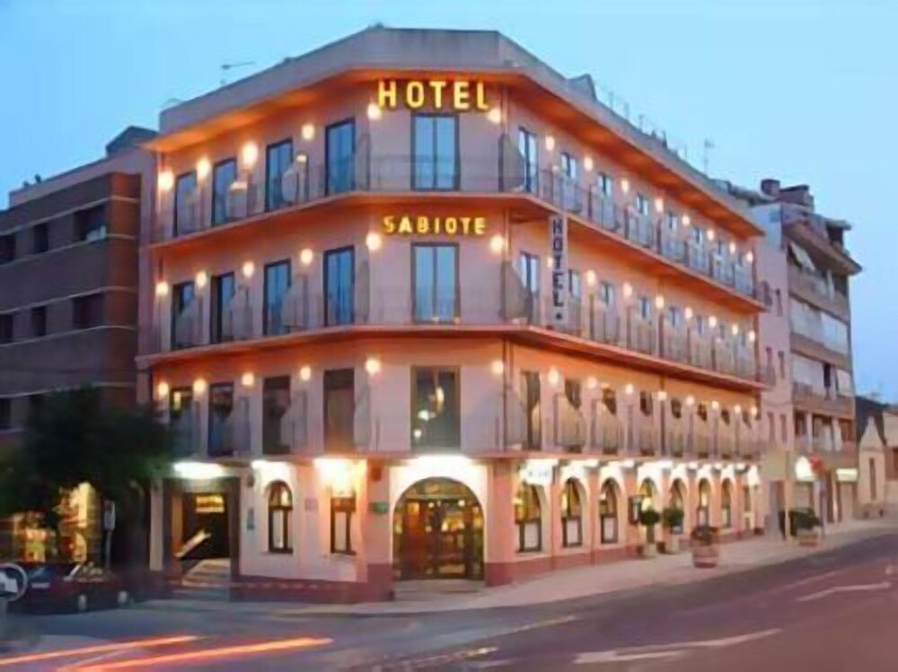 Hotel Sabiote in Pineda De Mar, Spain