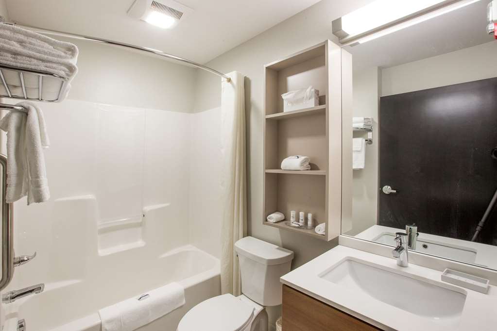 Microtel Inn & Suites By Wyndham Tioga - photo 11