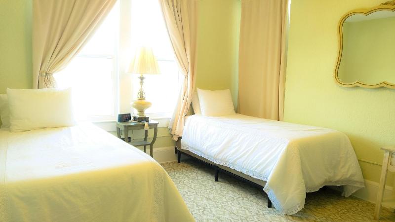 The DeLand Hotel - photo 55
