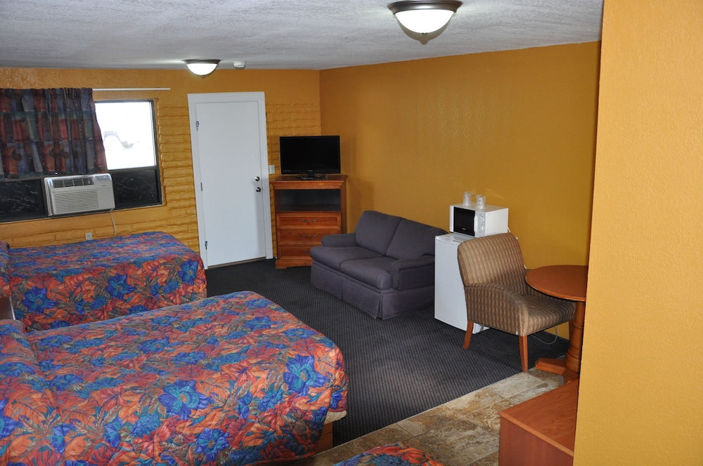 Atlantic Economy Inn - photo 4