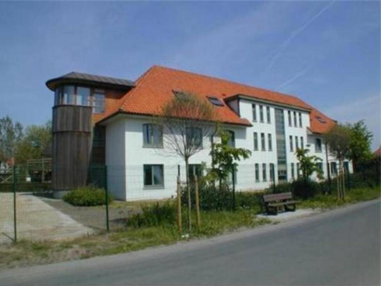 Appartement Westende — 4-Star Luxury Hotel in Middelkerke, Belgium