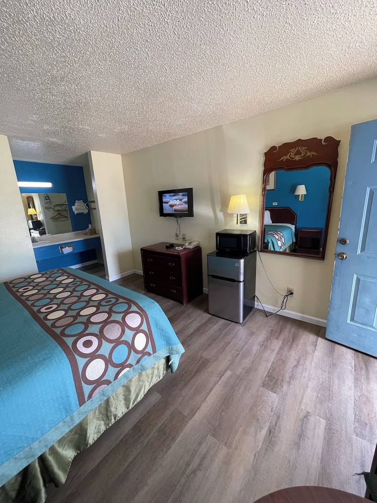 Executive Inn Of Mountain Home - photo 17