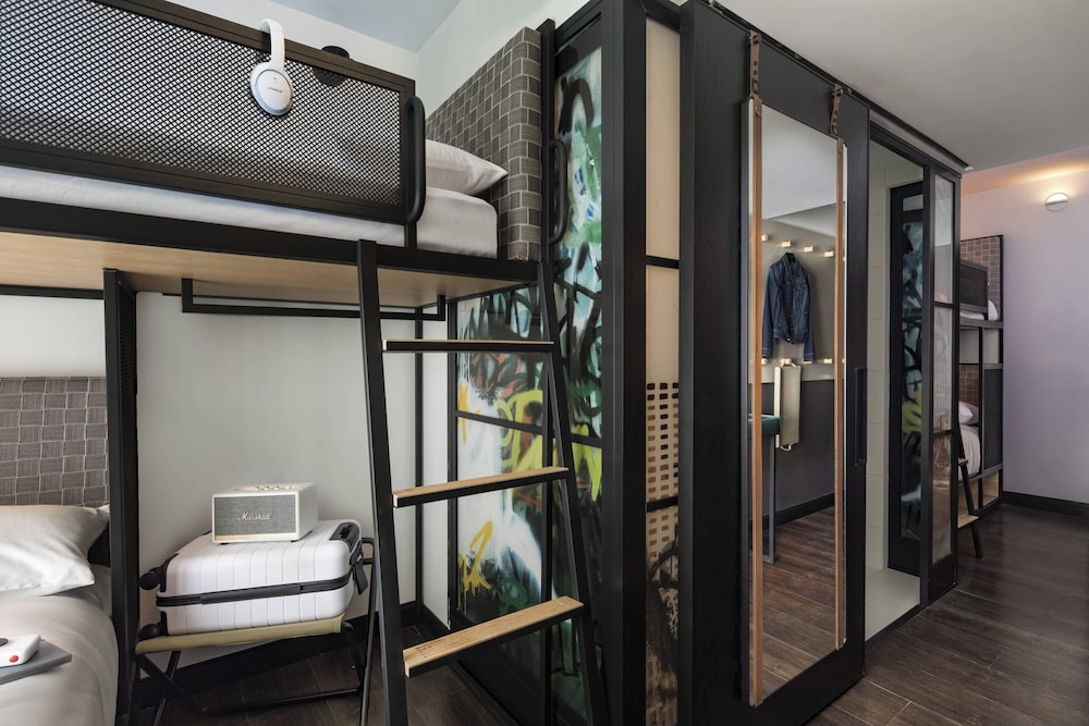 Moxy NYC East Village - photo 12
