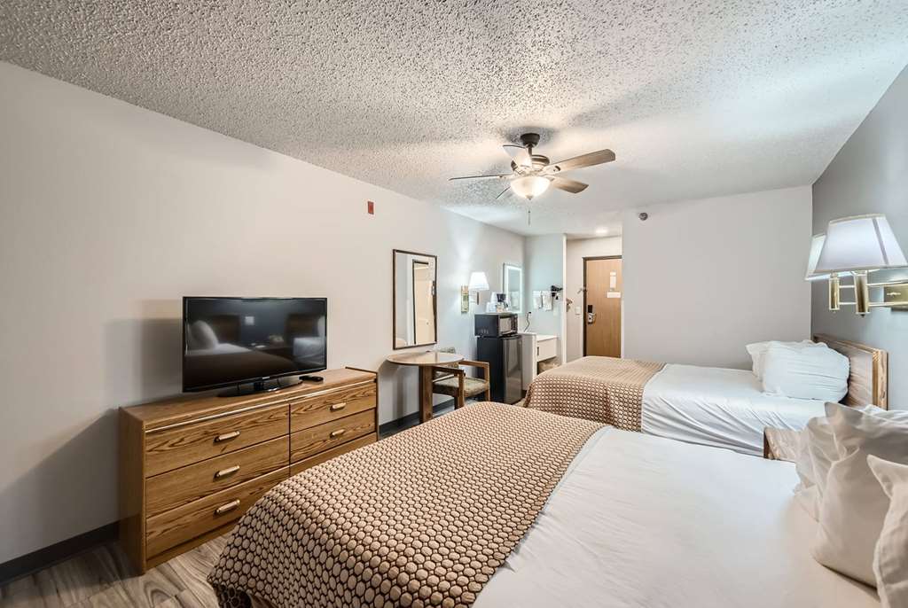 Travelodge by Wyndham Longmont - photo 20