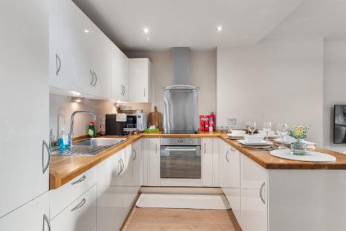 Central Whitechapel Steps from Station & Sights — 4-Star Luxury Hotel in London, United Kingdom