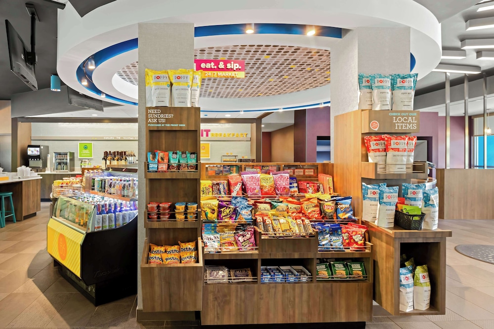 Tru by Hilton Asheville Blue Ridge Parkway - photo 67