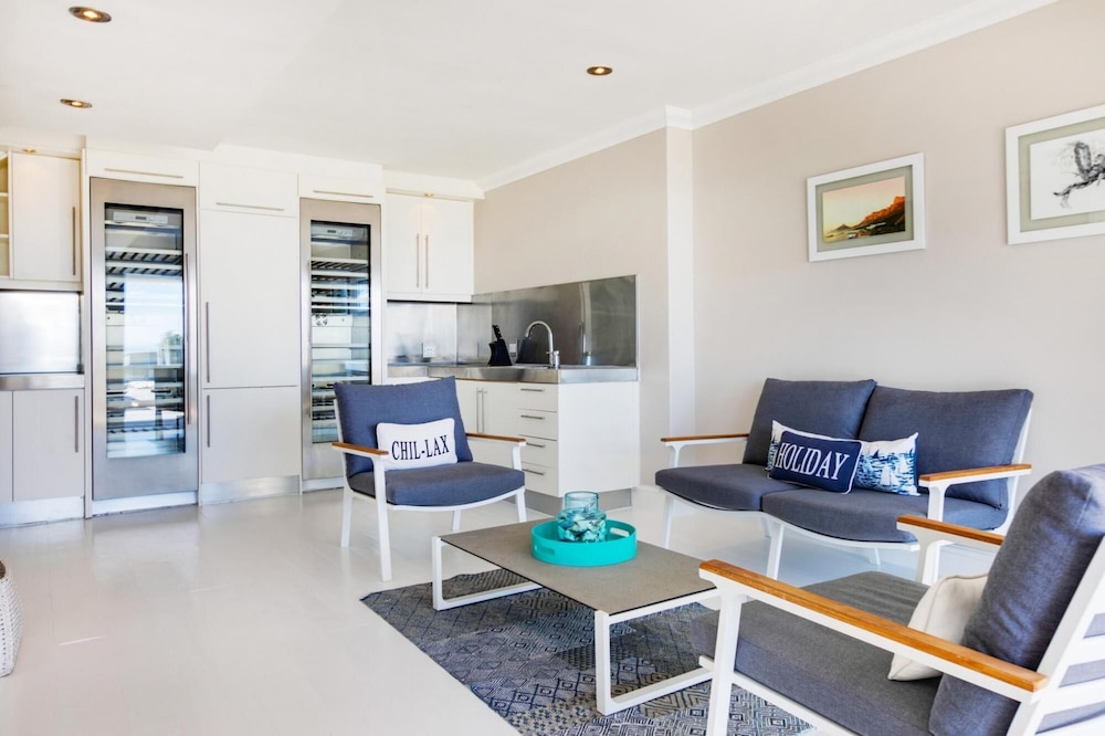 Medburn Alcove — 4-Star Luxury Hotel in Cape Town, South Africa