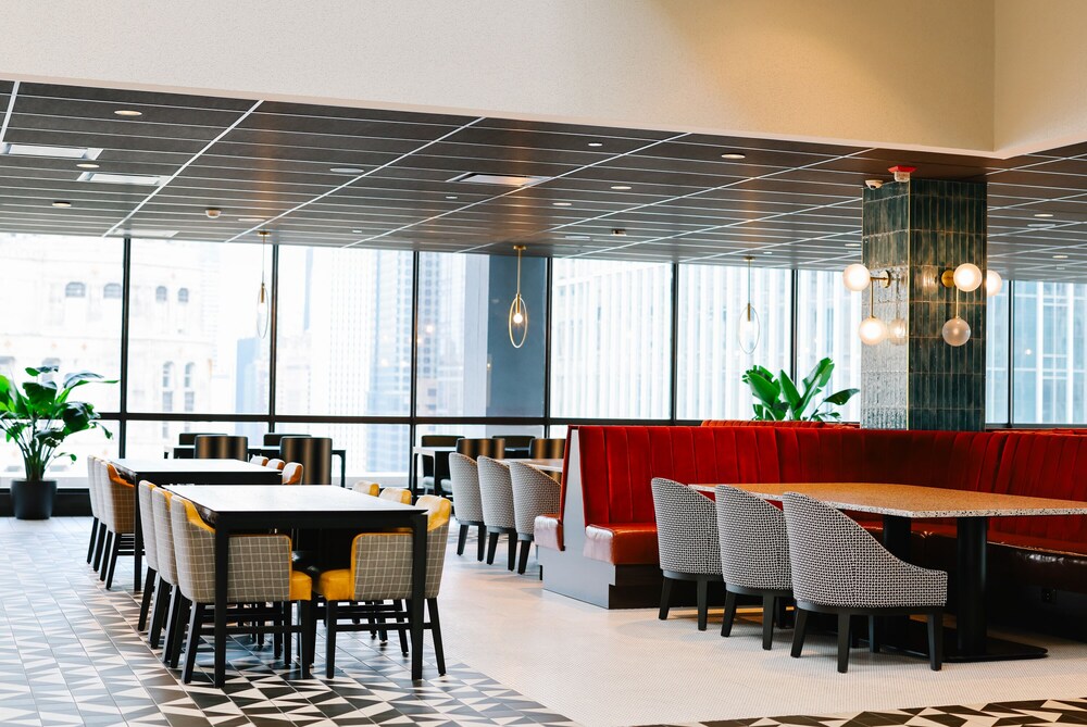 voco Chicago Downtown Riverwalk by IHG - photo 90