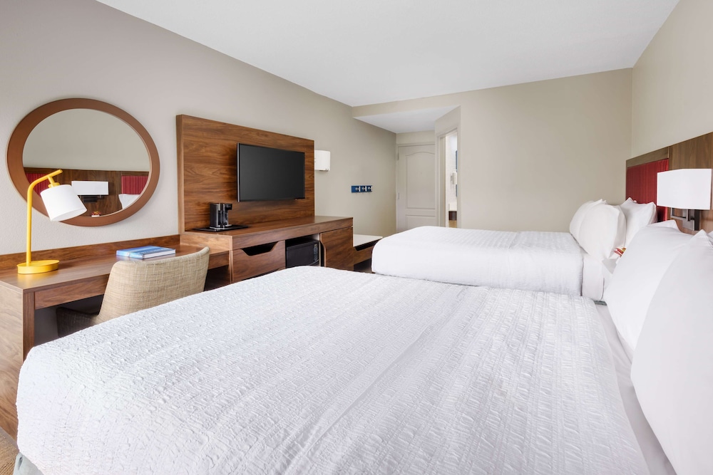 Hampton Inn Ft. Lauderdale Cypress Creek - photo 6