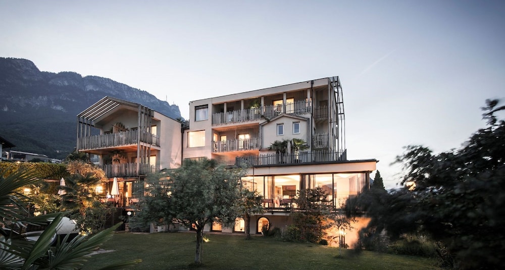 Das Panorama Dependance in Caldaro Sulla Strada Del Vino, Italy