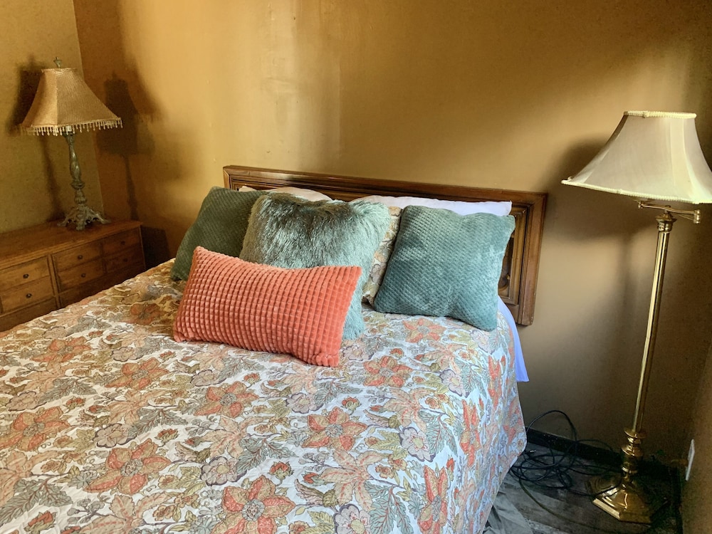 Grey Squirrel Resort - photo 9