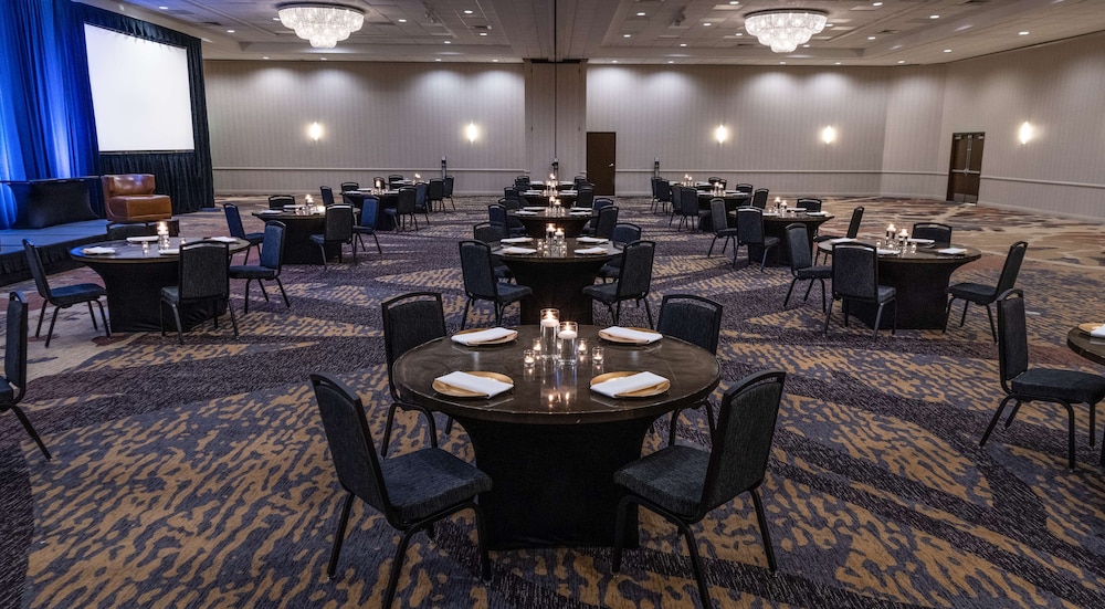 Embassy Suites by Hilton Portland Tigard - photo 72