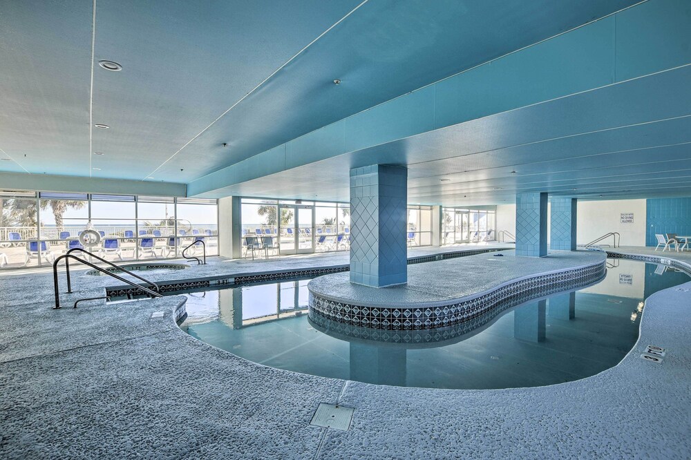 Steps to Beach: Bay Watch Resort Studio - photo 21