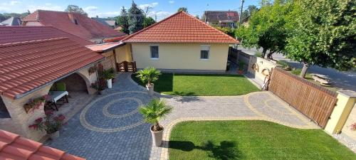 Lexi Guesthouse with EVcharger Balatonboglár — 4-Star Luxury Hotel in Balatonboglar, Hungary