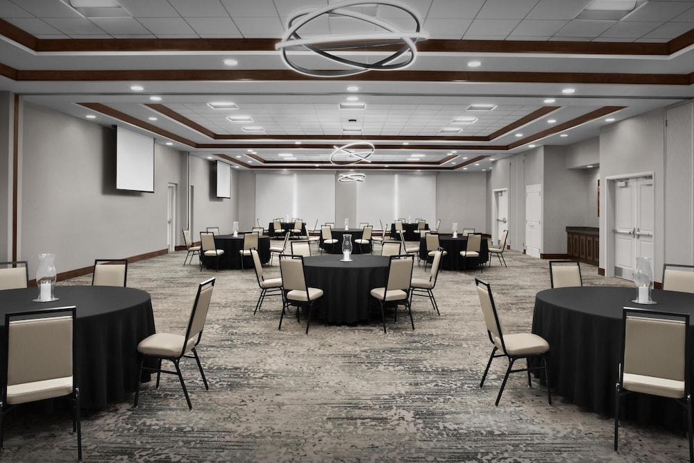 Hilton Garden Inn Oklahoma City Bricktown - photo 38