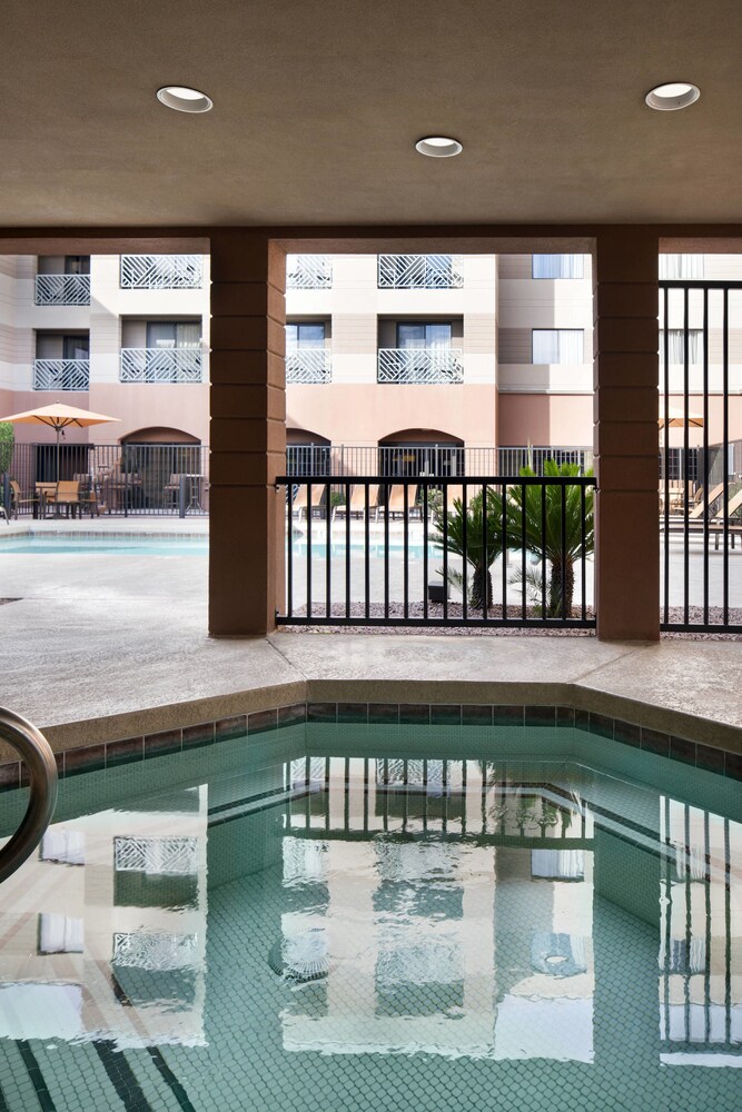 Courtyard by Marriott Scottsdale Old Town - photo 19