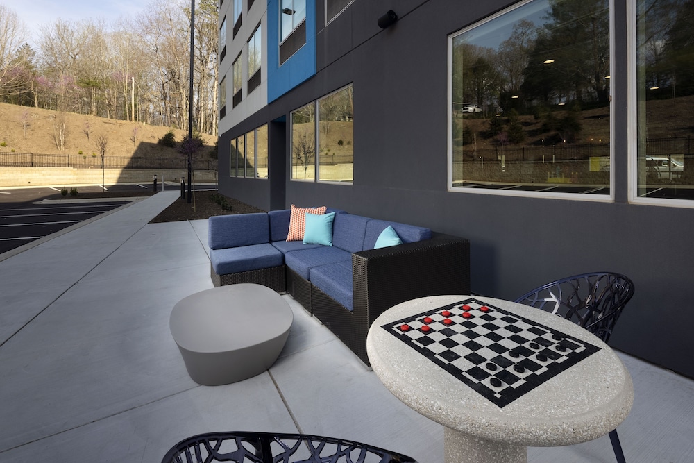 Tru by Hilton Asheville Blue Ridge Parkway - photo 76