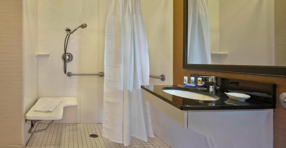 Fairfield Inn And Suites By Marriott Boca Raton - photo 12