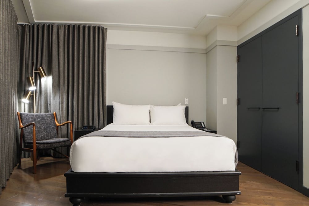 The Tillary Hotel - photo 22