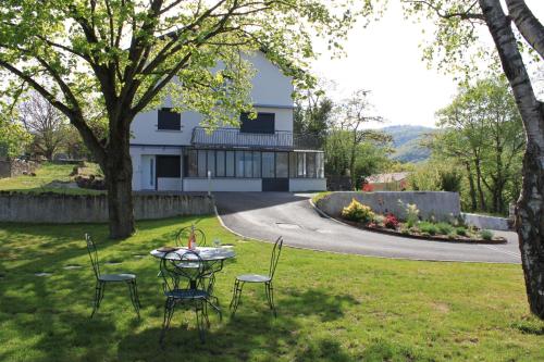 Hippolits — Chatel Guyon