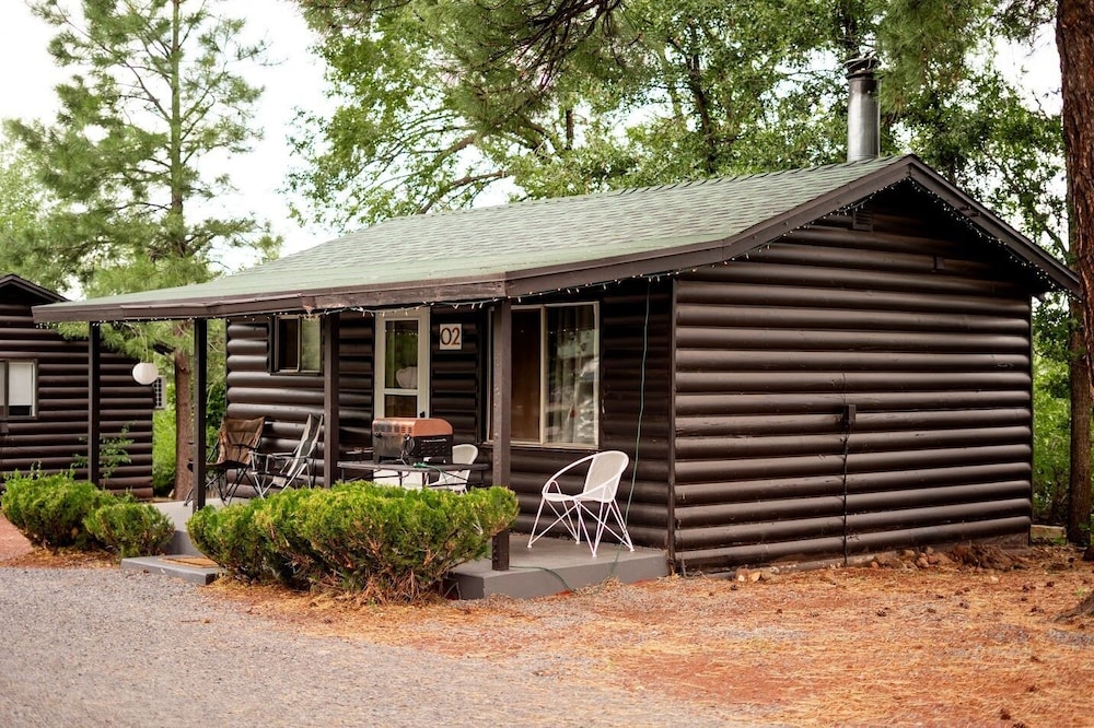 Corduroy Boutique Lodge - photo 10