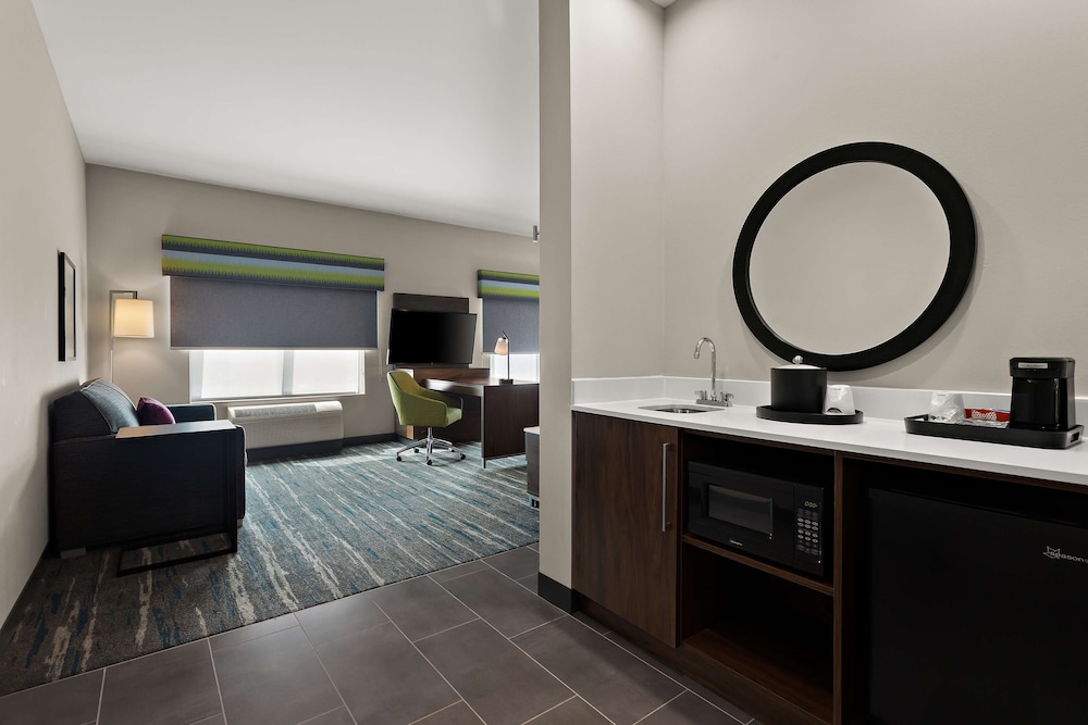 Hampton Inn & Suites by Hilton Ruskin I 75 - photo 23