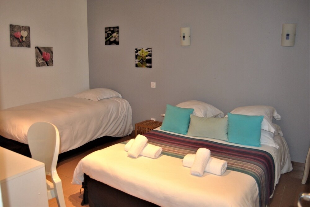 Logis L’Auberge de Larressingle — Agen — photo 5