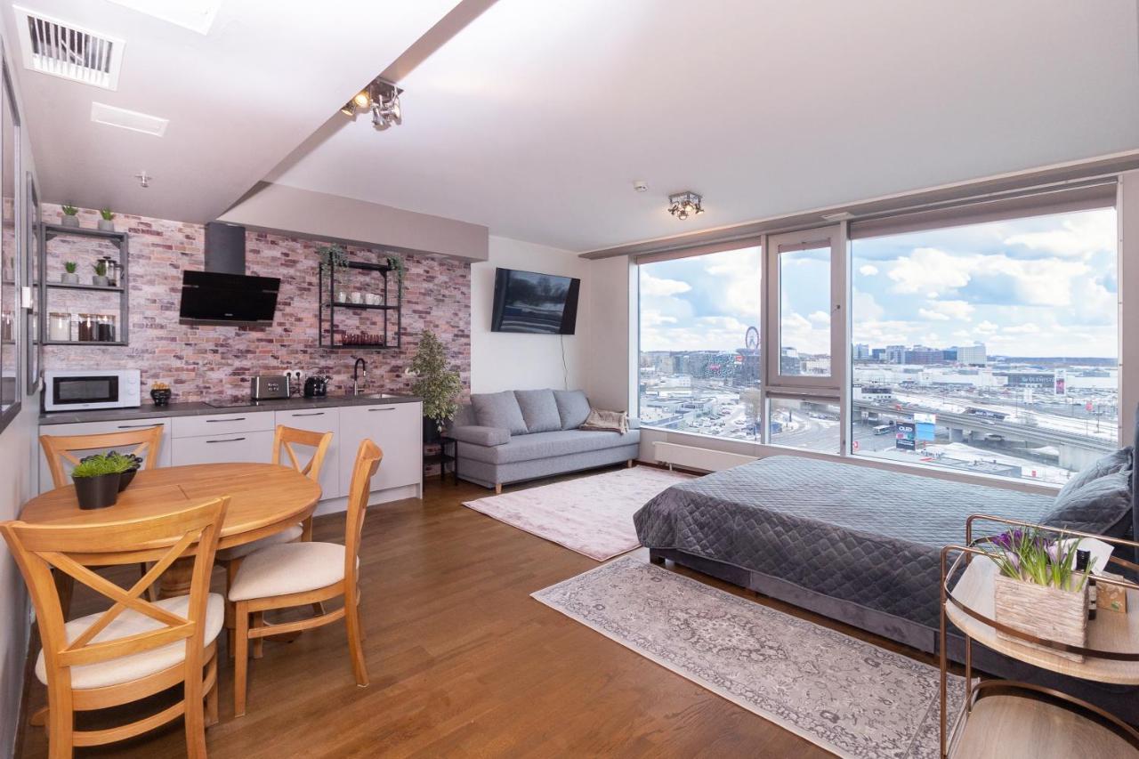 Revalia Fahle Airport Bus Station Apartments with Best views