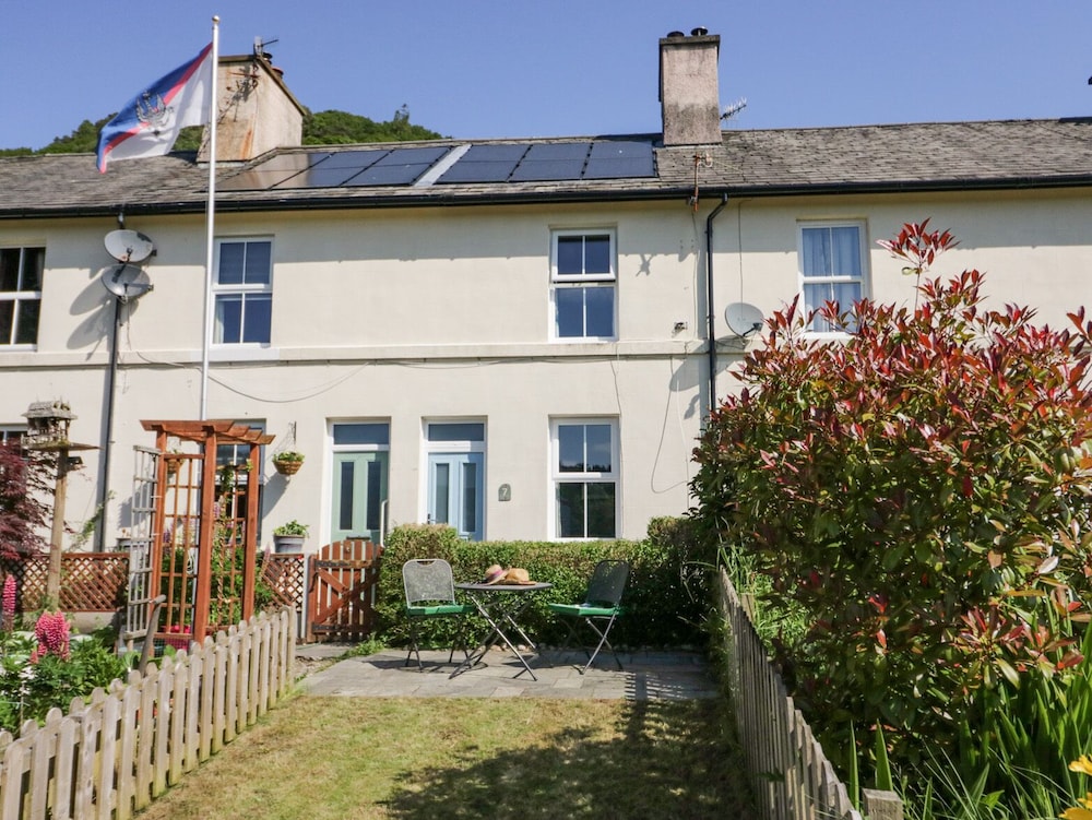 7 Railway Cottages in Ulverston, United Kingdom