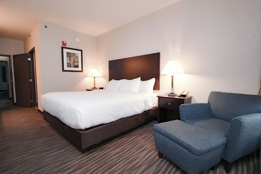 Cobblestone Inn & Suites Maryville - photo 32