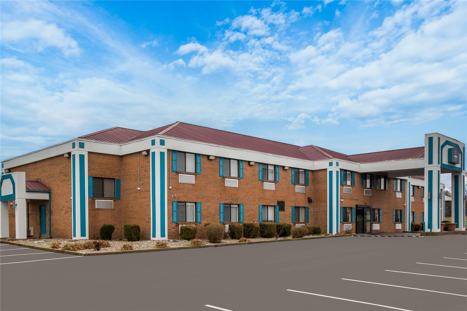 Clarion Pointe Harrodsburg Danville - photo 3