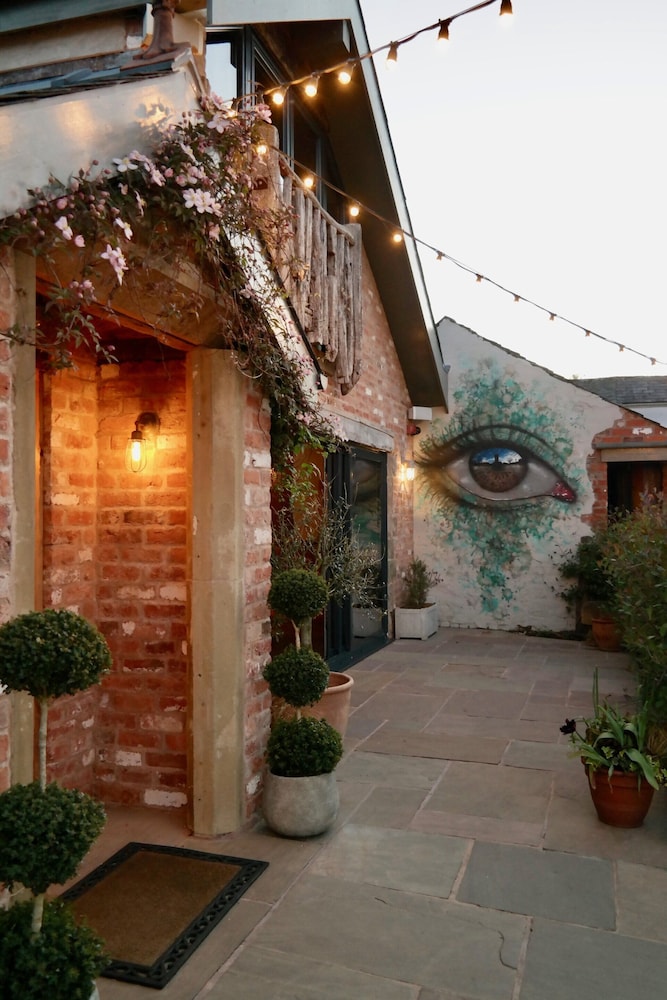 The Cartford Inn — 5-Star Luxury Hotel in Preston, United Kingdom