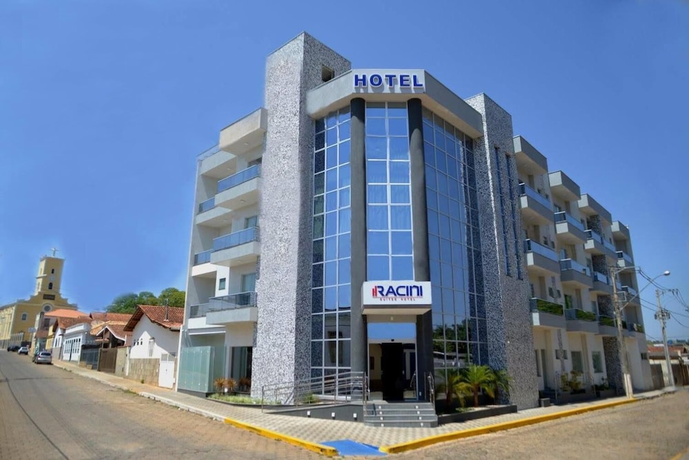 Racini Suites Hotel in Boa Esperanca, Brasil