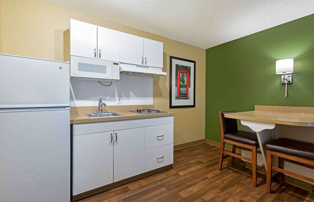 Extended Stay America Suites Washington DC Falls Church - photo 24