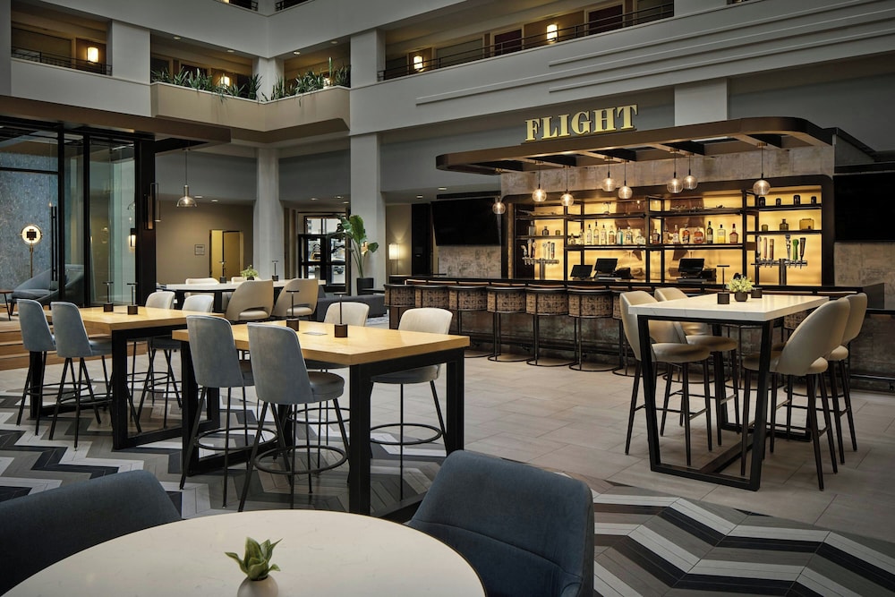 Sheraton Suites Chicago O'Hare - photo 64