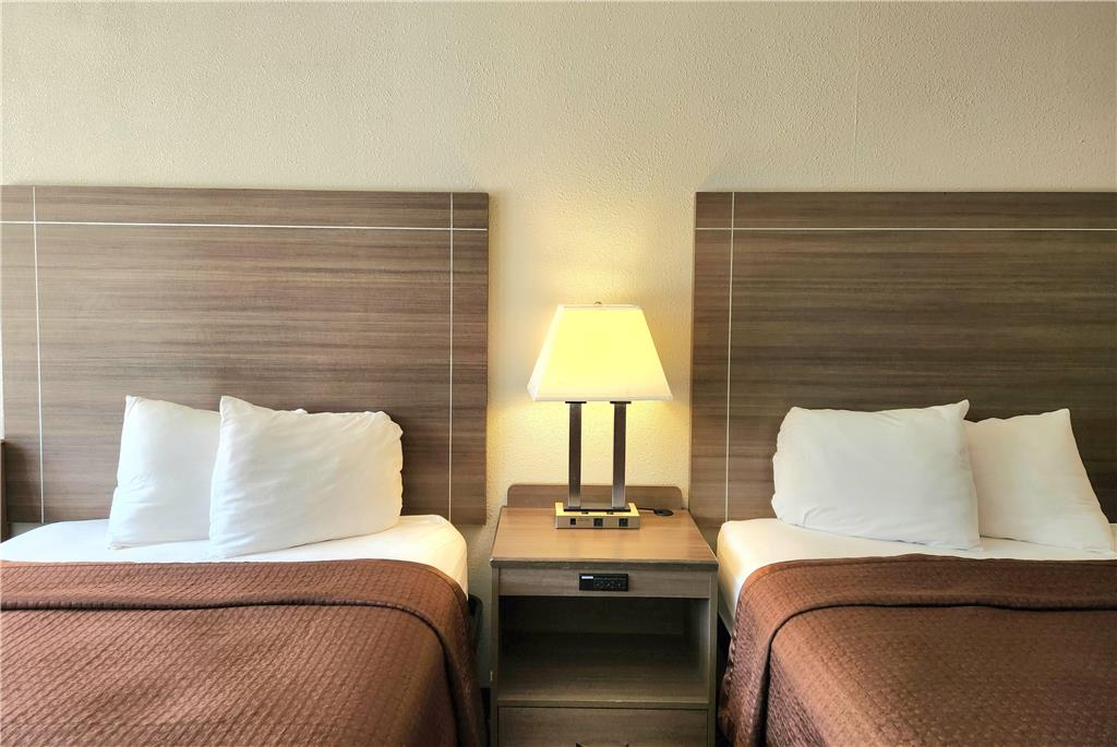 Days Inn by Wyndham Seguin TX - photo 12