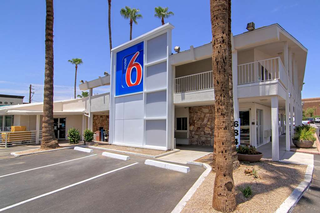 Motel 6 Old town Scottsdale Fashion Square - featured photo