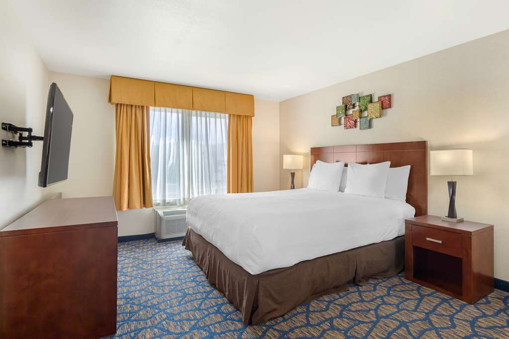Best Western Plus Villa Del Lago Inn Patterson - photo 16