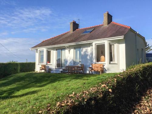Ty Bryn Nefyn - carbon neutral hotel in Nefyn