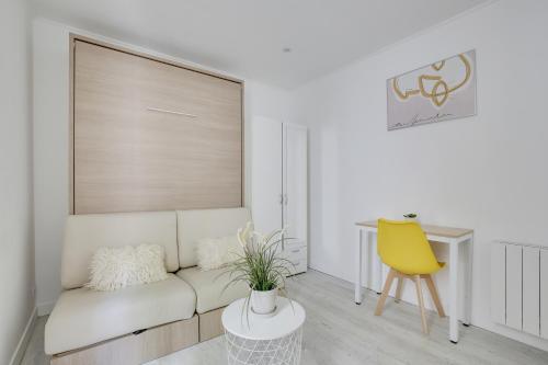 Chic Studio Near Paris in Colombes, France