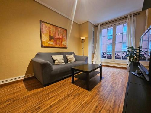 135b1 Coqueto Apto En Gijon by R2r Consulting in Gijon, Spain