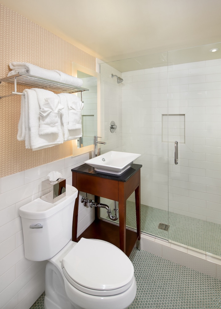 Cormorant Boutique Hotel - photo 26