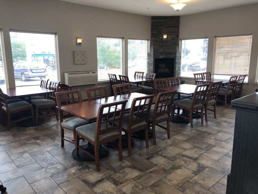 Super 8 by Wyndham Pocatello - photo 22